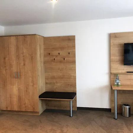 - Kretschmannshof * Oberasbach