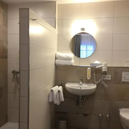 Inn Gaestehaus - Kretschmannshof Oberasbach