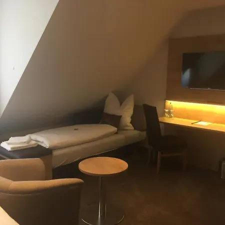 - Kretschmannshof * Oberasbach