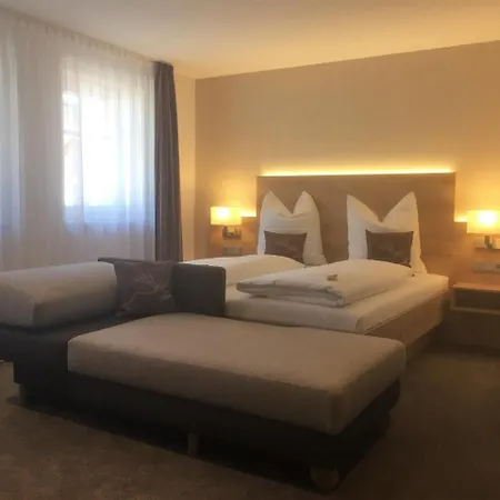 Gaestehaus - Kretschmannshof أوفا آسباخ